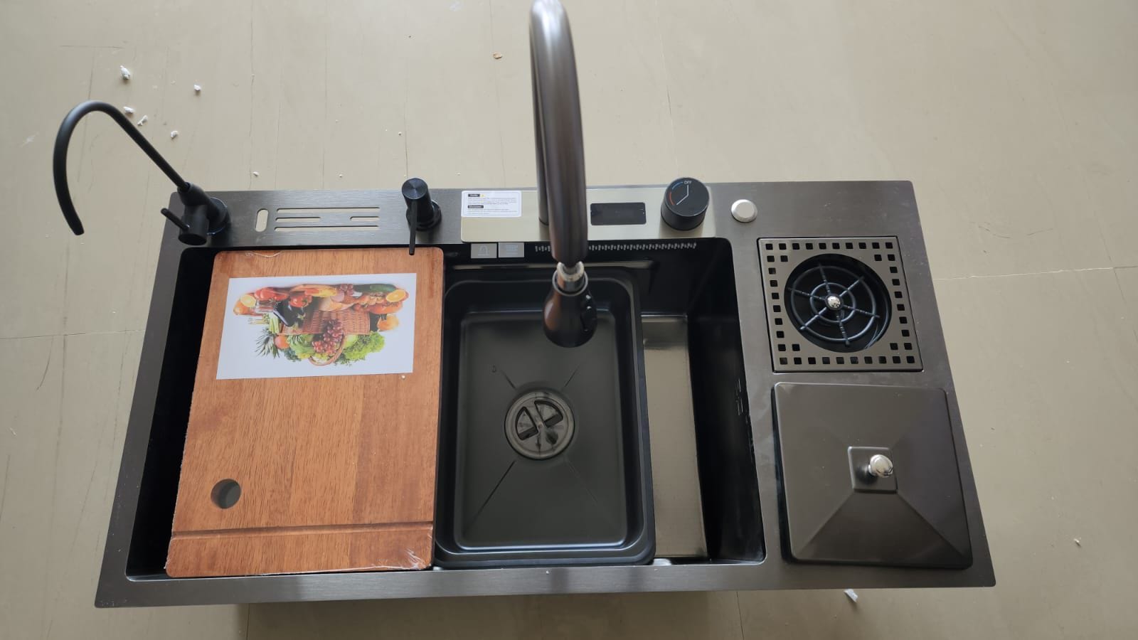 Smart Kitchen Sink 37x18x10