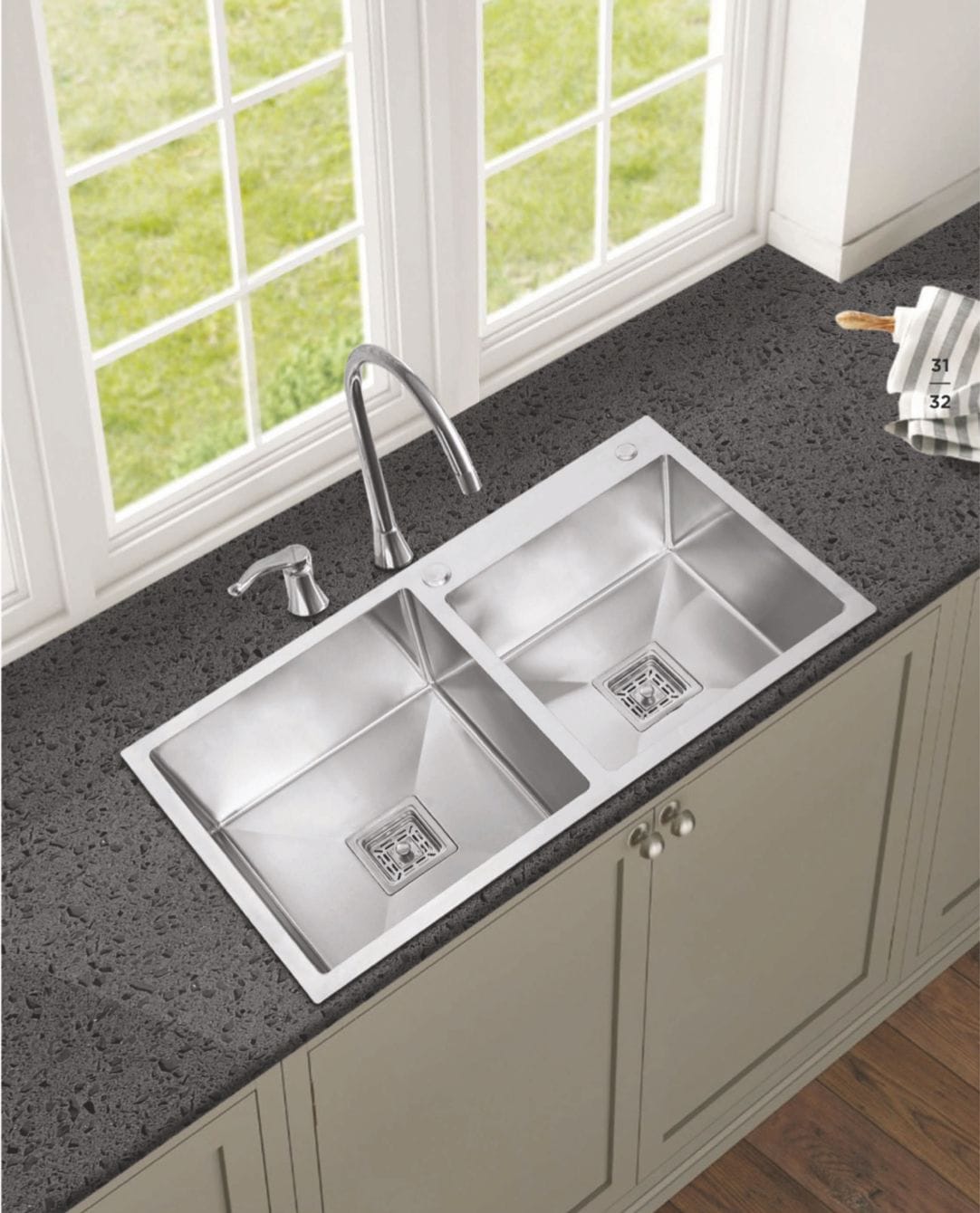 DOUBLE BOWL WITH TAP HOLE 32X18X9 INCH